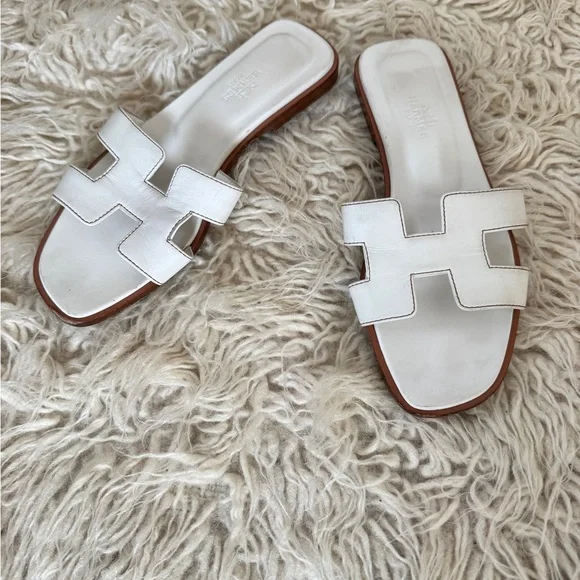 Authentic Hermes Blanc Oran Sandals (35.5) $900
